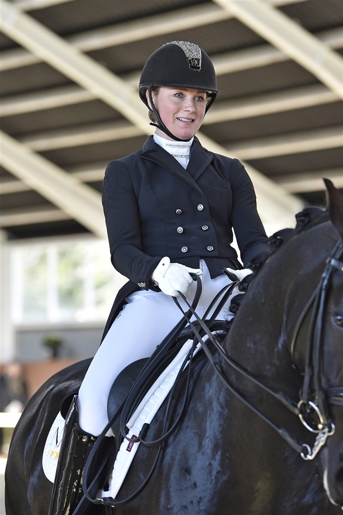 Vores dygtige rytter Maria Falkner Hansen står for uddannelsen af hestene når de kommer lidt længere i deres uddannelse. 
Maria står til rådighed omkring salgshestene m.m. på tlf. nr. 21804841.